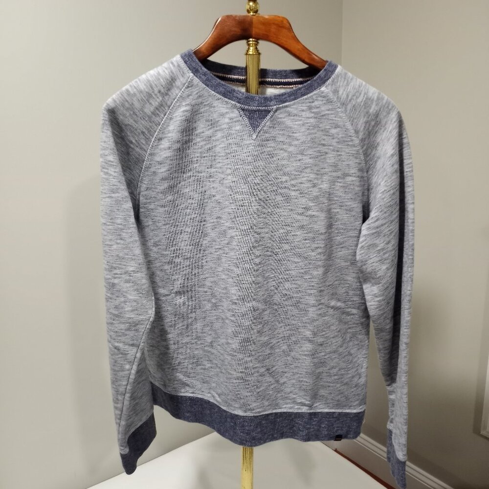 SOCIAL REPUBLIC LIGHT BLUE-GREY SWEATSHIRT SIZE XL